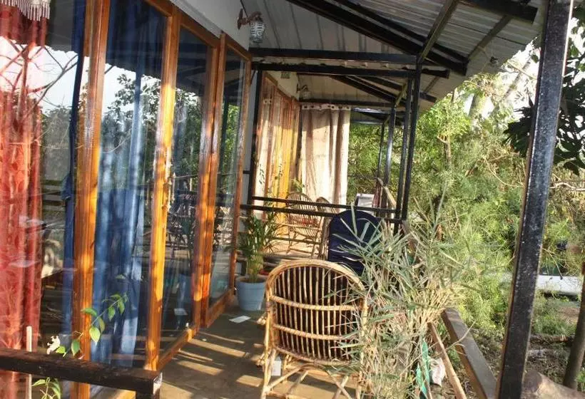 Hotel Bramha Cottages