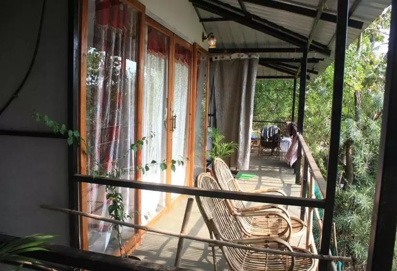 Hotel Bramha Cottages