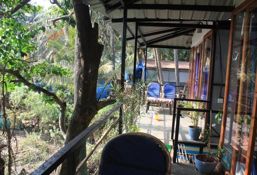 فندق Bramha Cottages