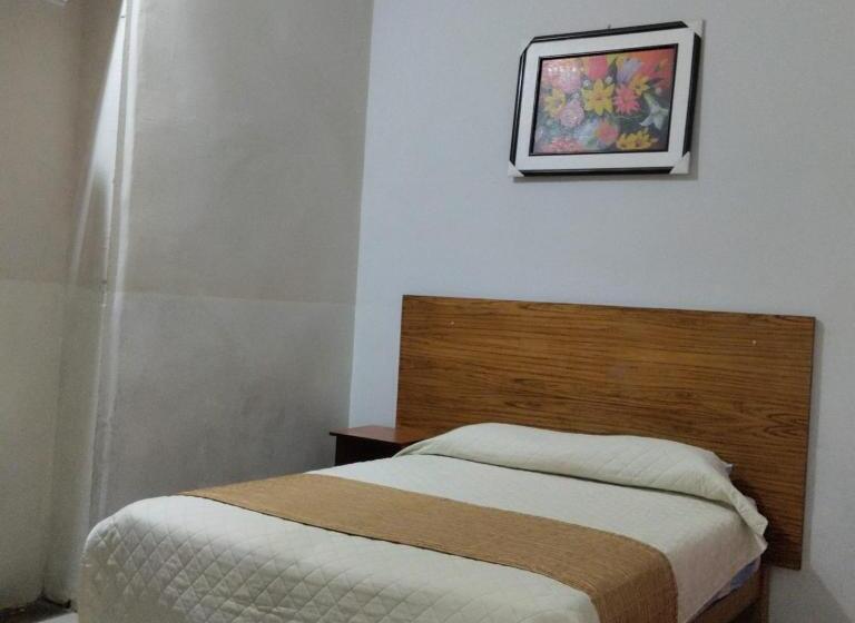 فندق Hostal Espinoza Ii