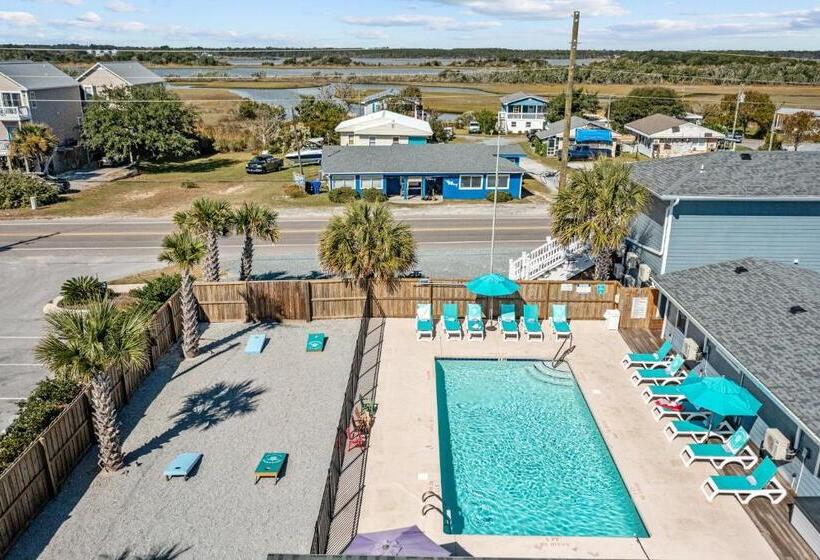 酒店 Loggerhead Inn And Suites