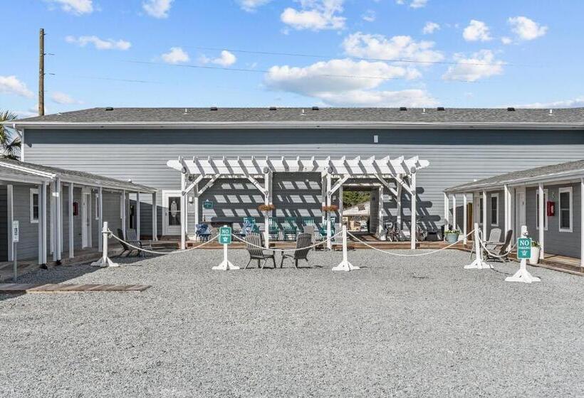 酒店 Loggerhead Inn And Suites