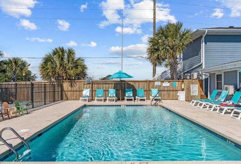 酒店 Loggerhead Inn And Suites