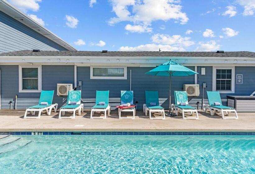 酒店 Loggerhead Inn And Suites