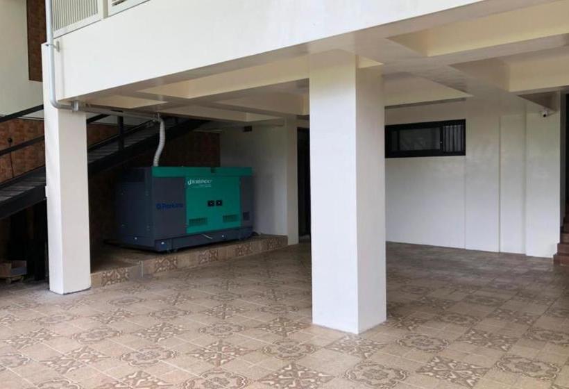 Hotel Oyo 90227 Citraland Residence