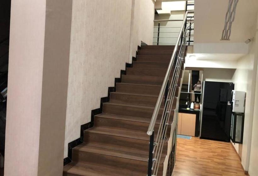 Hotel Oyo 90227 Citraland Residence