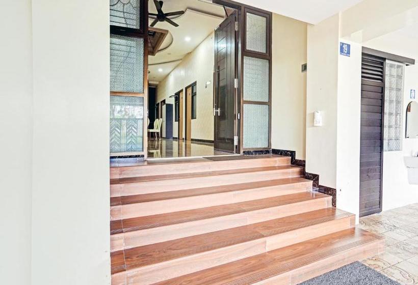 Hotel Oyo 90227 Citraland Residence