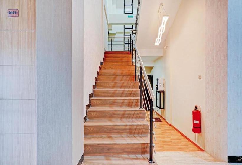 Hotel Oyo 90227 Citraland Residence