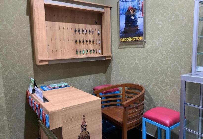 בית מלון כפרי Reddoorz Near Gembira Loka Zoo 3