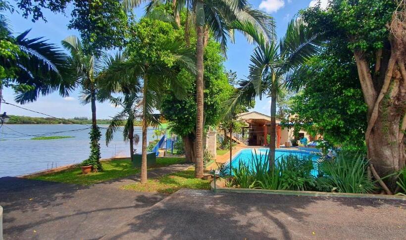 هتل Rural Acaray Poty