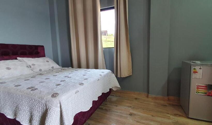 هتل Rural Acaray Poty