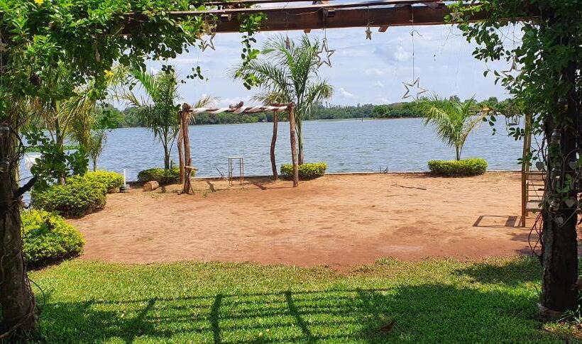 هتل Rural Acaray Poty