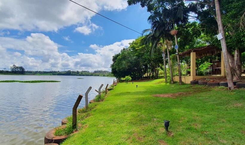 هتل Rural Acaray Poty