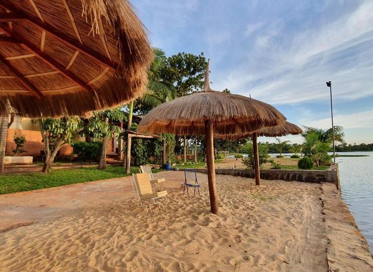 هتل Rural Acaray Poty