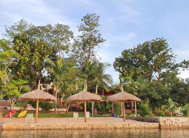 هتل Rural Acaray Poty