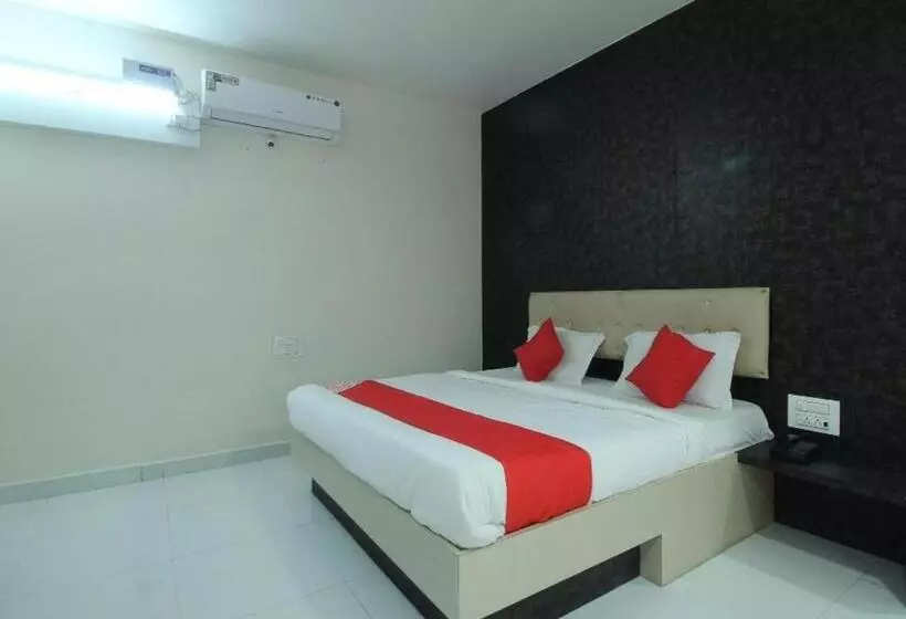 Hotelli Staymaker Regal Residency