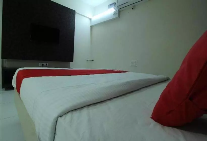 Hotelli Staymaker Regal Residency