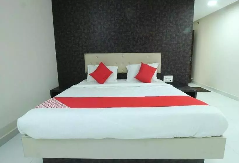 Hotelli Staymaker Regal Residency