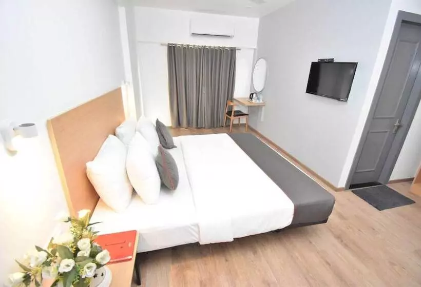 Ivy Hotel Navi Mumbai
