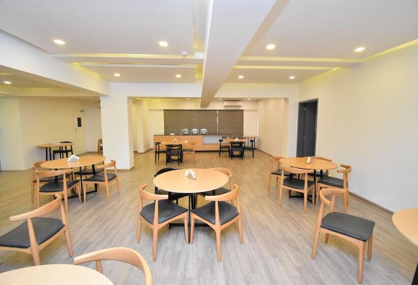 Ivy Hotel Navi Mumbai