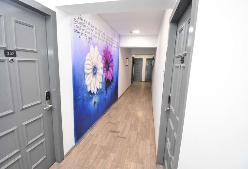 Ivy Hotel Navi Mumbai