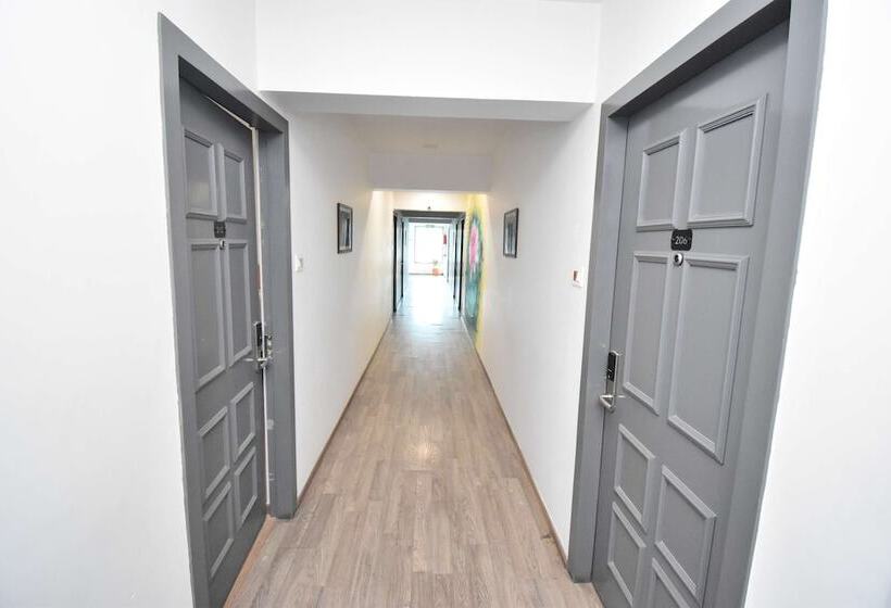 Ivy Hotel Navi Mumbai