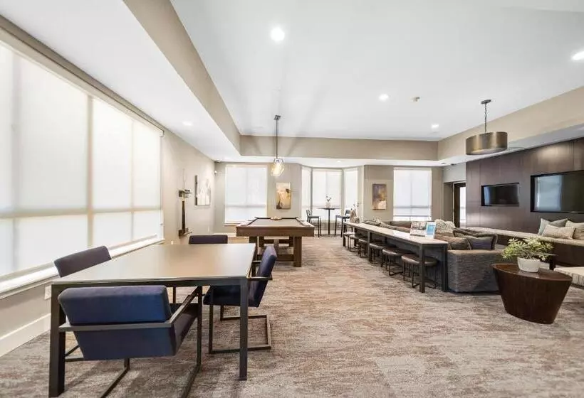 Kasa Downtown South Bend