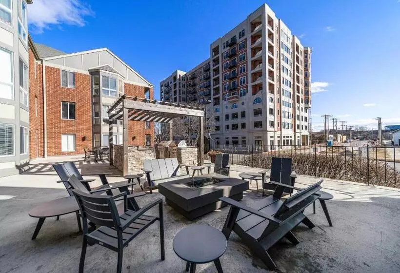 Kasa Downtown South Bend