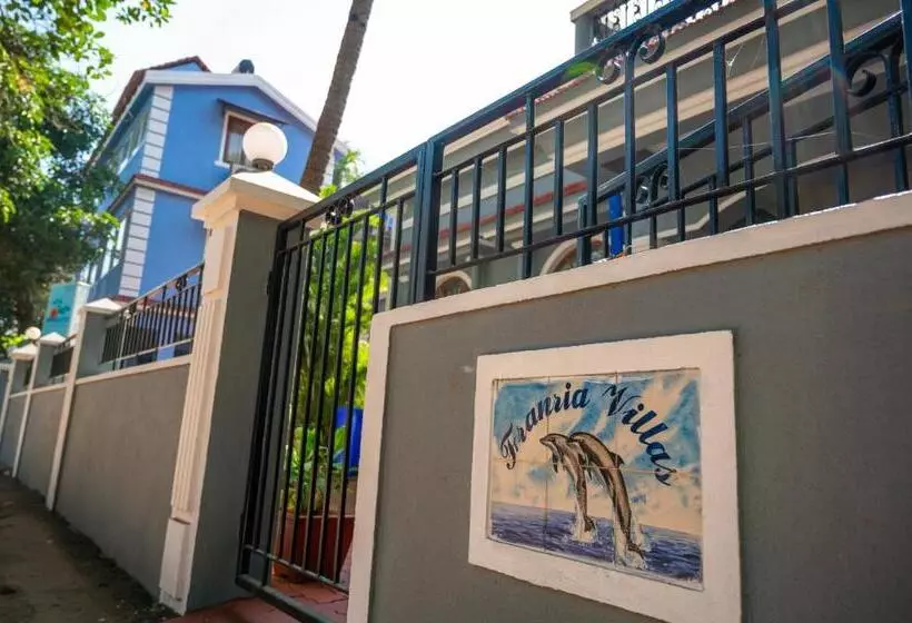 پانسیون Franria Villa Guest House