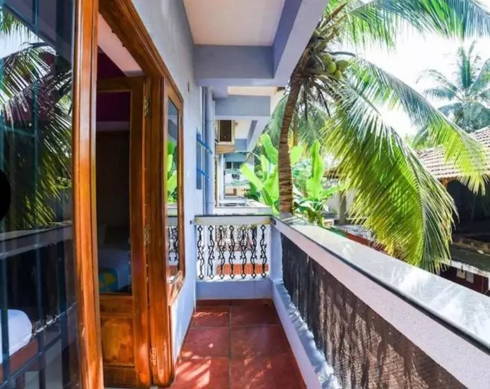 پانسیون Franria Villa Guest House