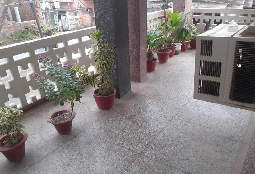 ホテル International