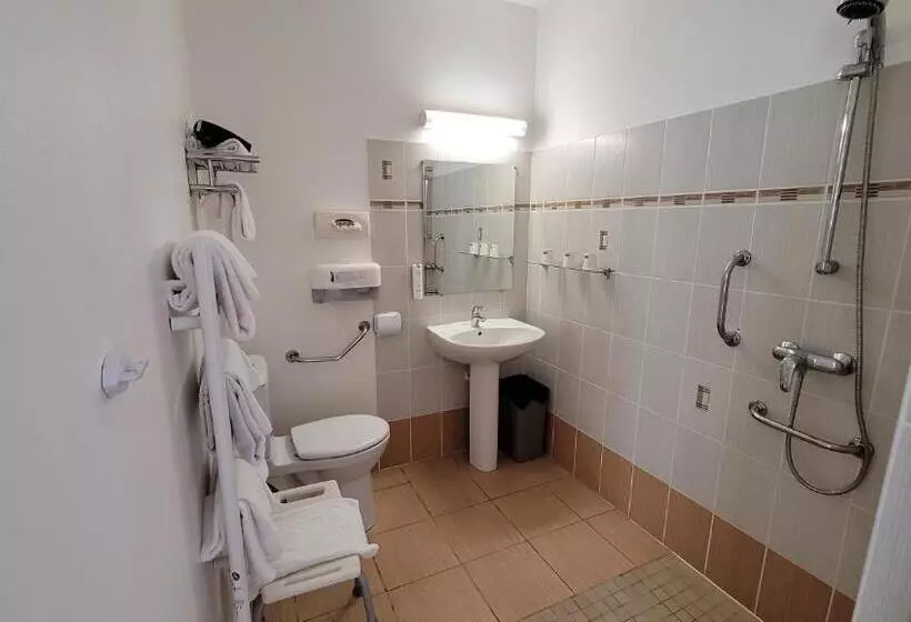 Hotelli Le Relais Du Valois Cognac Centre