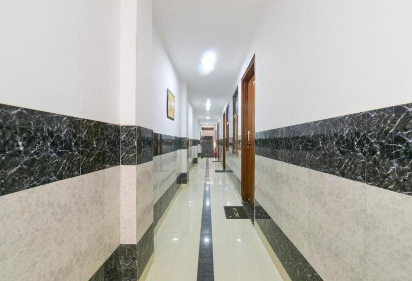 Hotel Spot On 77843 Janak Inn