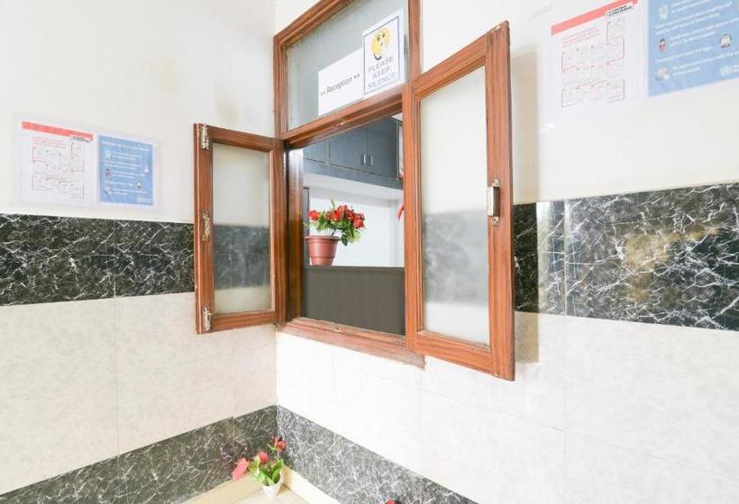 Hotel Spot On 77843 Janak Inn