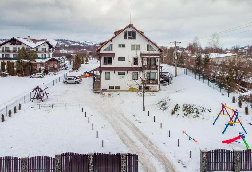 پانسیون Casa Arra