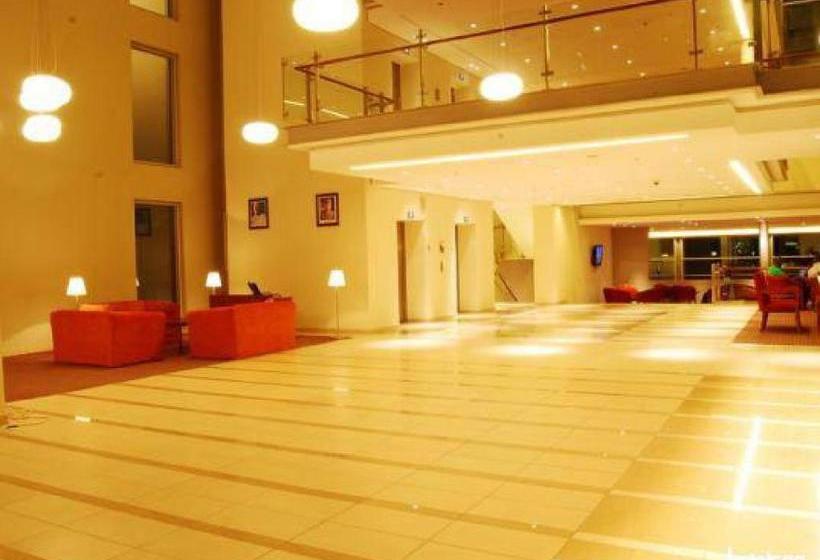 پانسیون Room In Lodge  Tinapa  Is Situated At Tinapa Free Zone, Calabar, Cross River