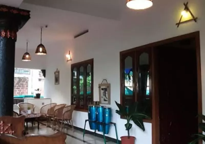 تختخواب و صبحانه Fortingal Sea Resort