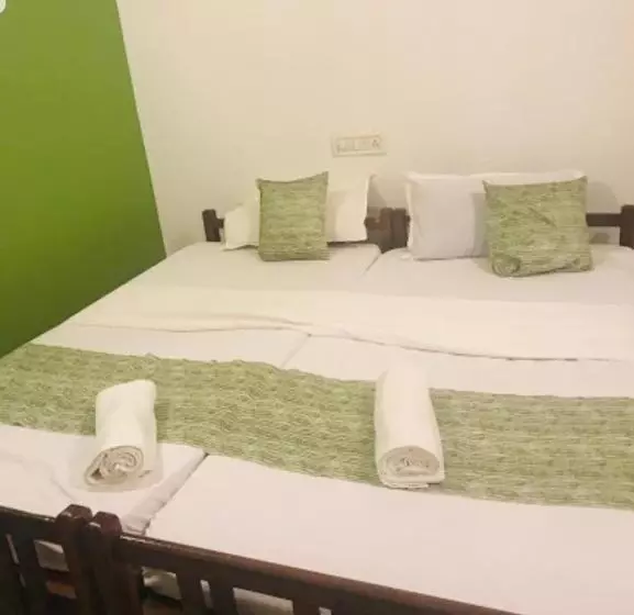 تختخواب و صبحانه Fortingal Sea Resort