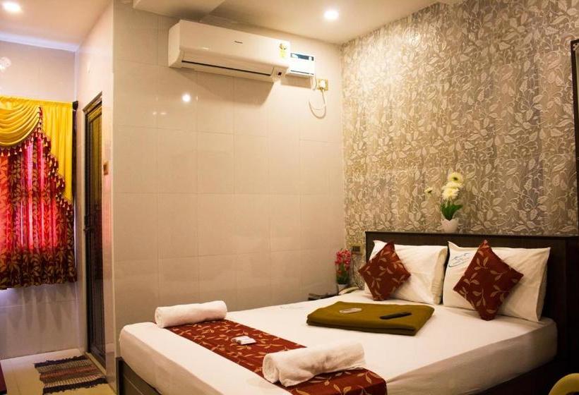 Отель Brindavan Residency