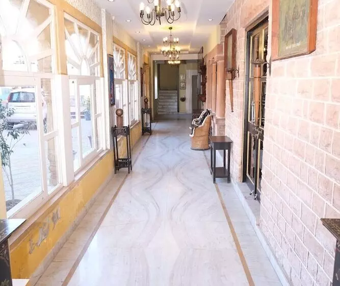 هتل Clarks Inn Jodhpur