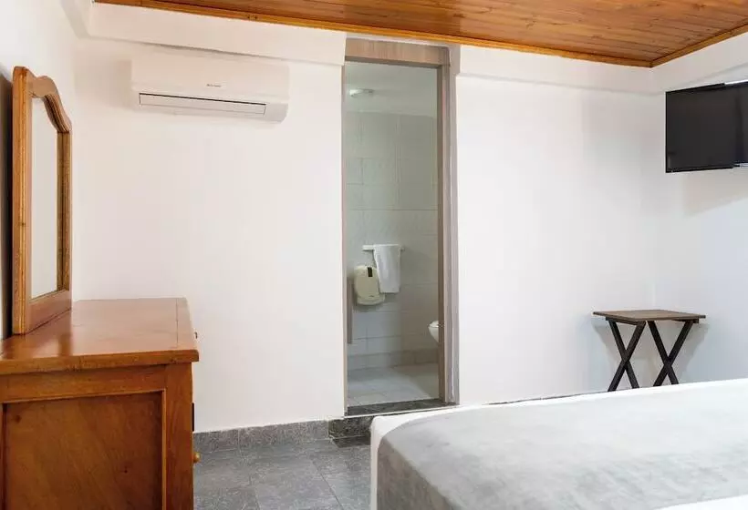 ホテル Corozal Plaza