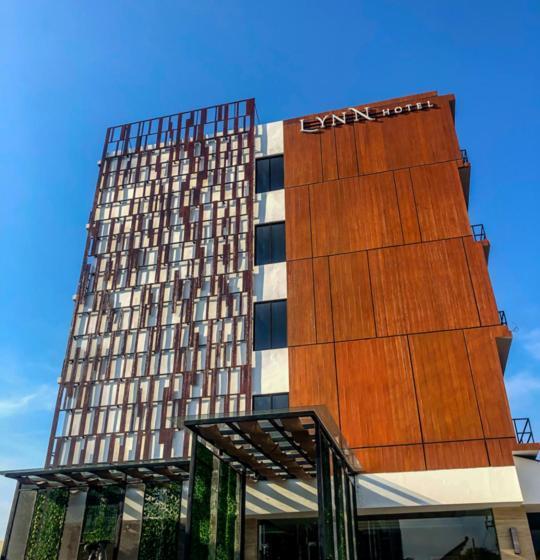 Szálloda Lynn  Mojokerto