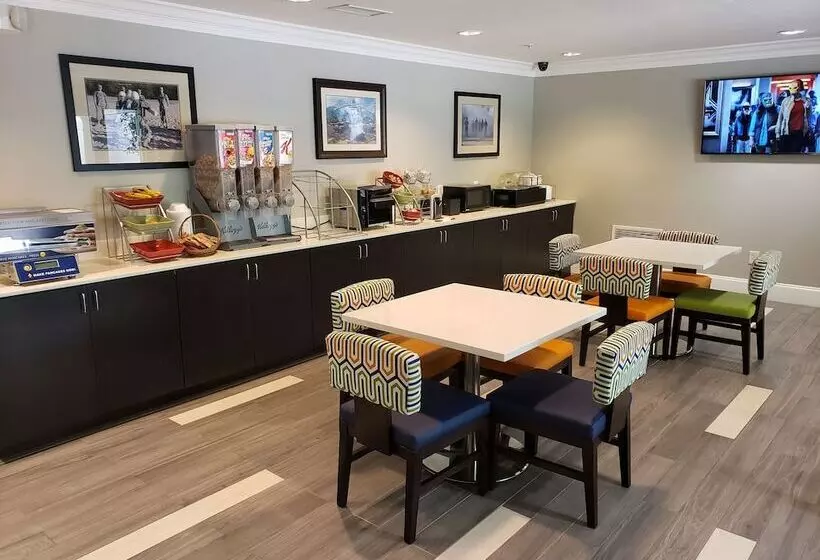 هتل Mainstay Suites Columbus Next To Fort Moore