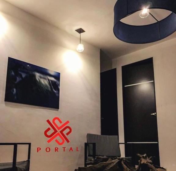 فندق Portal & Suites