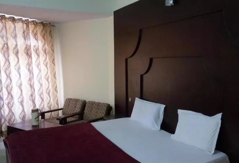 Hotel Vasundhara