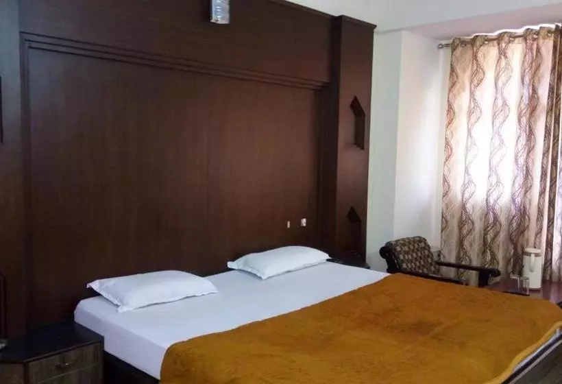 Hotel Vasundhara