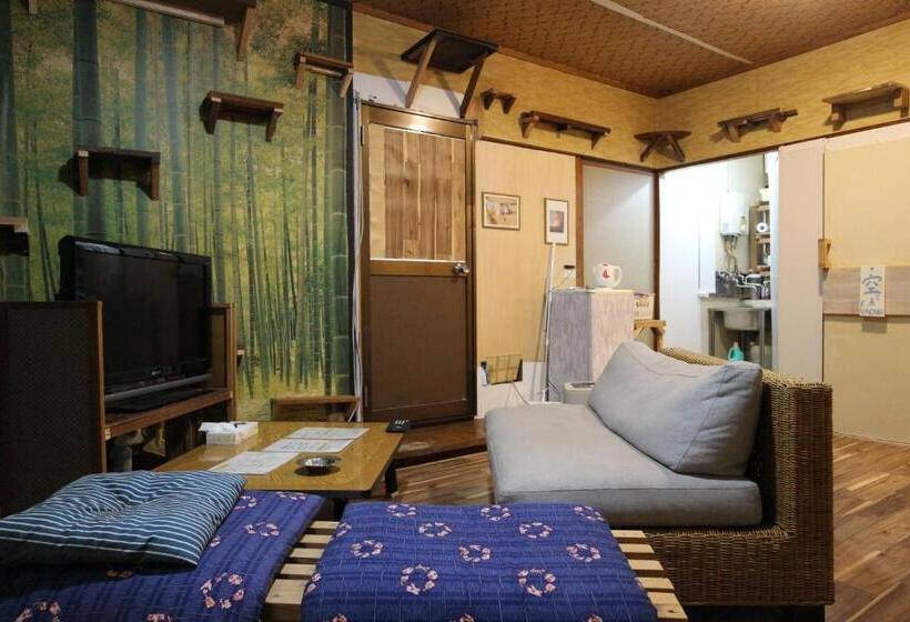 Pensão Tomi In Shimoda