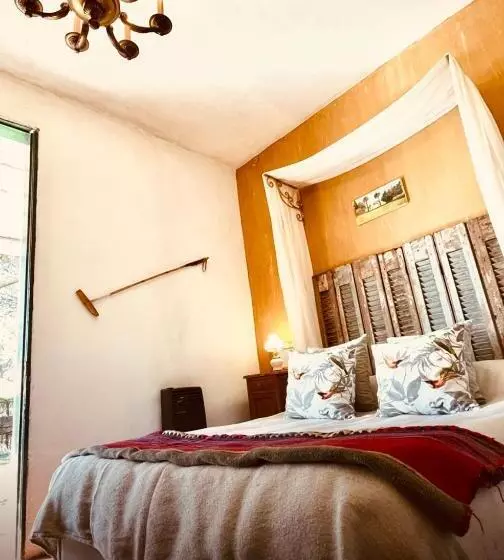 Aamiaismajoitus (B&B) Centro Ecuestre Frasco Chico