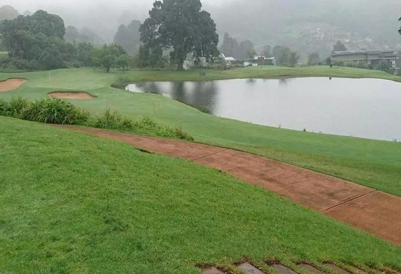 تختخواب و صبحانه Duncountry Victoria Country Club