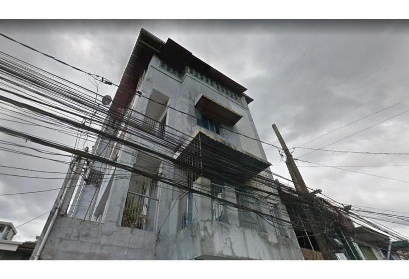 Hotel Oyo 723 Edmar S Transient House